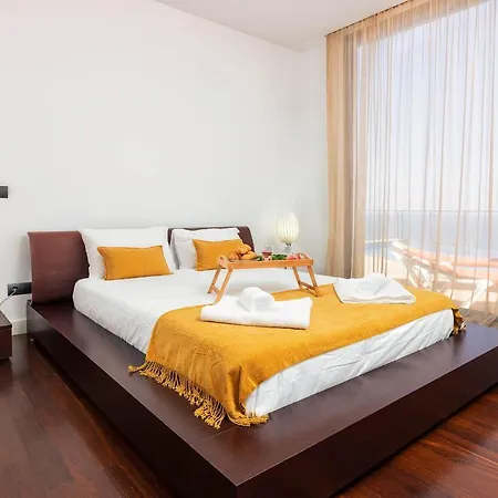 Amplitude Villa