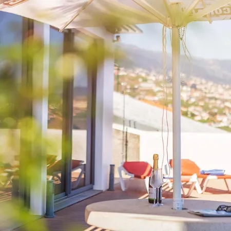Villa Amplitude